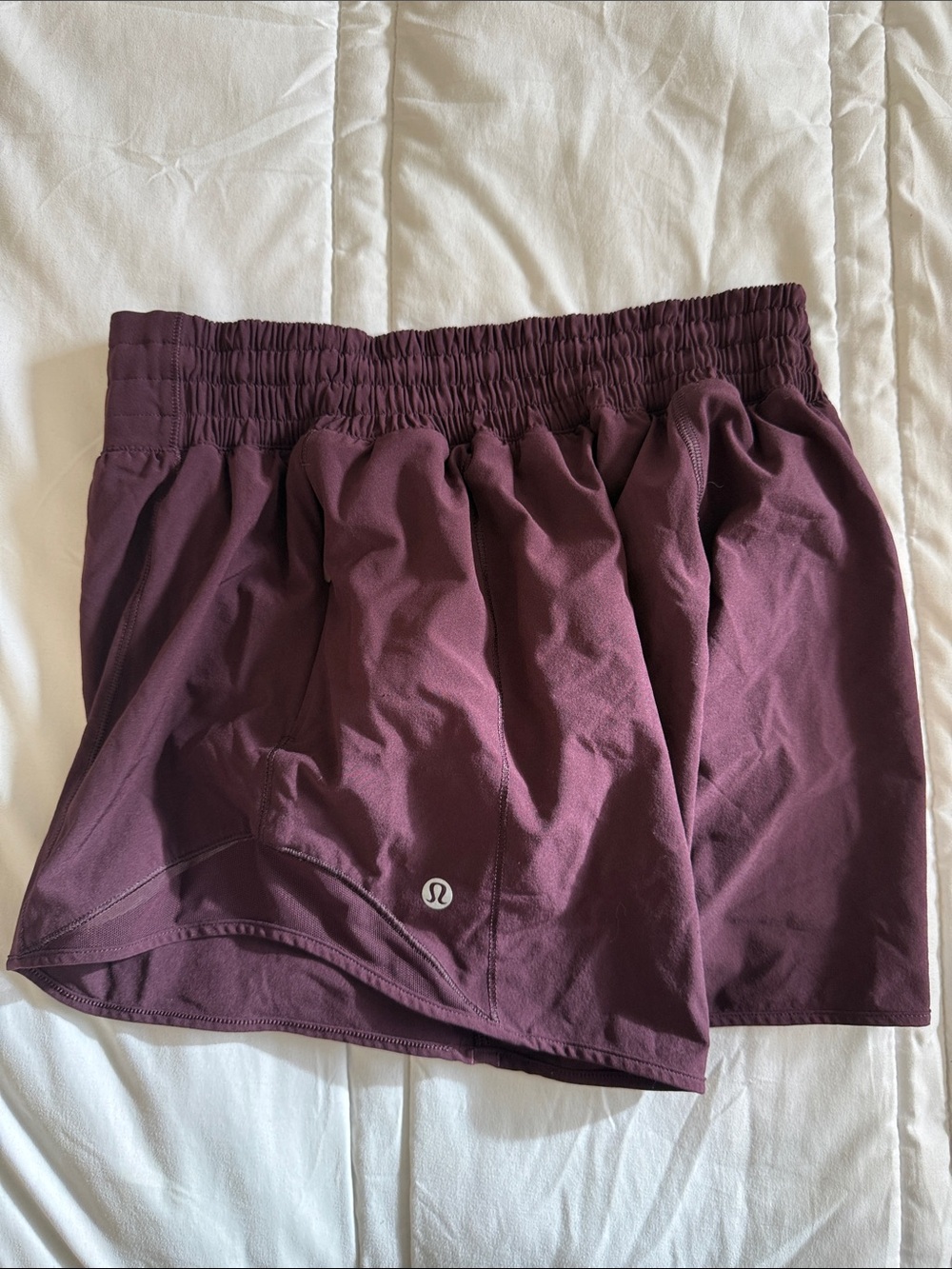 lululemon Deep Plum running Shorts size 6 - Picture 3 of 5